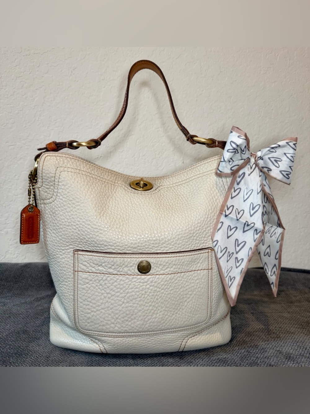 Coach Chelsea Legacy Leather Flap Hobo NºC0769-10948